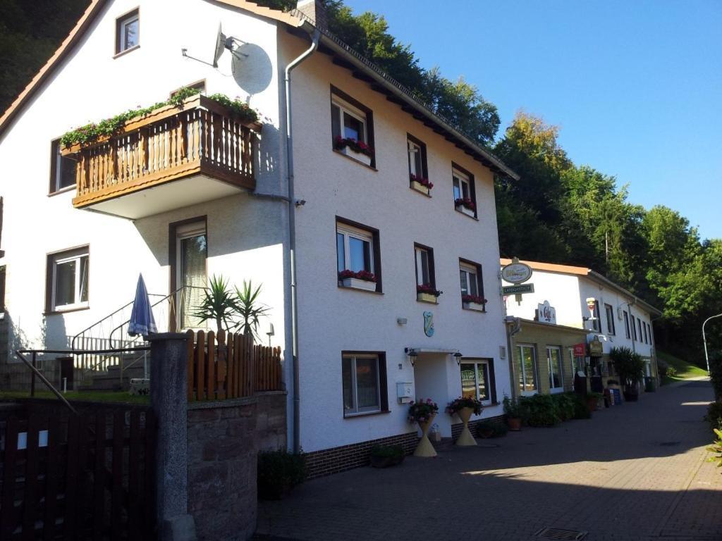 Hotel Landgasthof Zum Heiligenberg à Sontra Extérieur photo